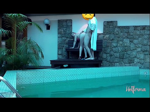 ❤️ Șeful o invită pe menajeră la piscină, dar nu a putut rezista la o partidă fierbinte ❤  at us ❌️❤